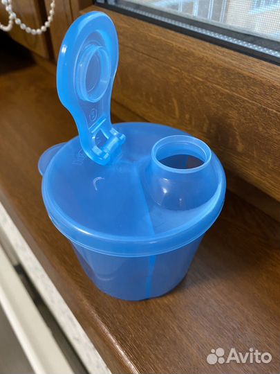 Контейнер-дозатор для сухой смеси