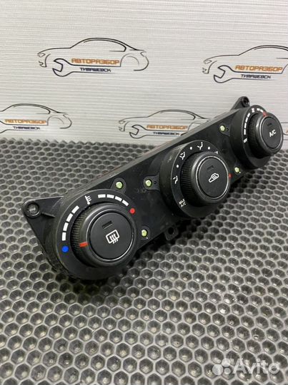 Блок управления печкой Kia Ceed ED