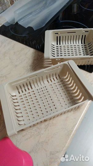 Подвесные ячейка на полки холодильника