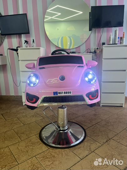 Детское кресло для стрижек