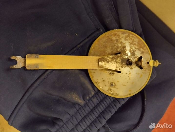 Маятник от часов