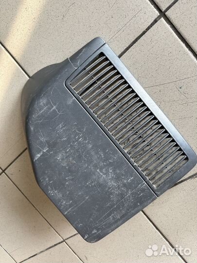 Крышка задней печки Caravelle T5 Каравелла Т5