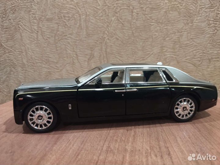 Модель Rolls Royce