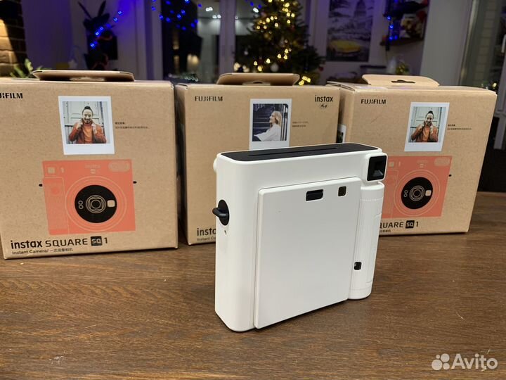 Fujifilm instax sq 1 (белые, голубые, морковные)