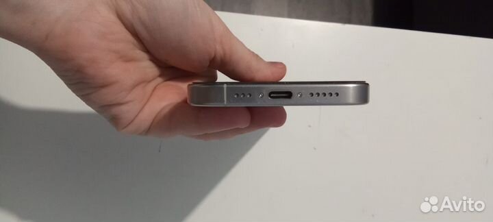 iPhone 15 Pro, 128 ГБ