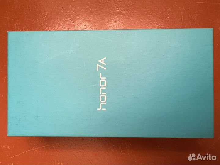 Телефон honor 7а