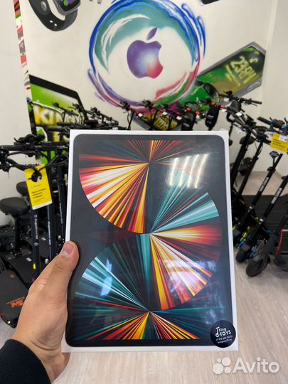 Apple iPad Pro 12.9 (M1) 256Gb Wi-Fi Silver