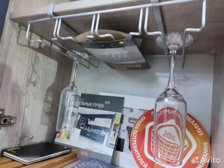 Держатель для бокалов подвесной