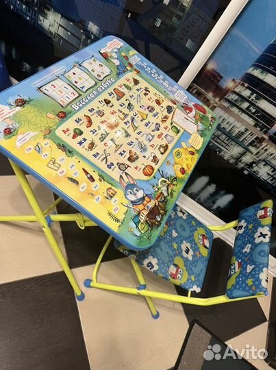 Стол и стул детский