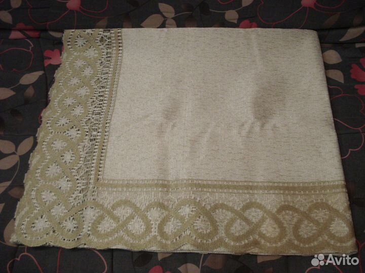 Скатерть новая 140*240см