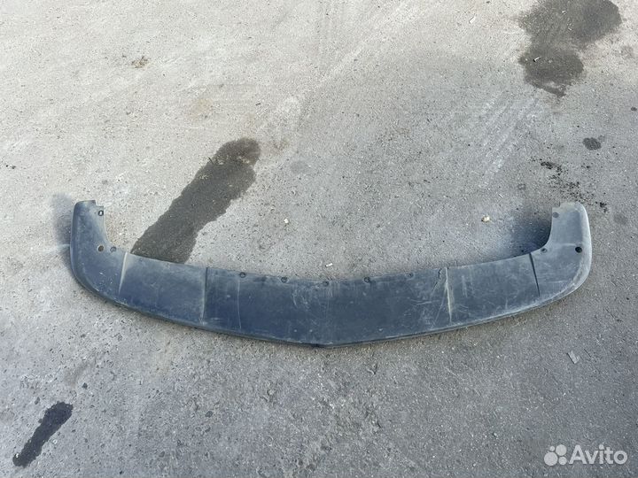 Dodge challenger губа накладка