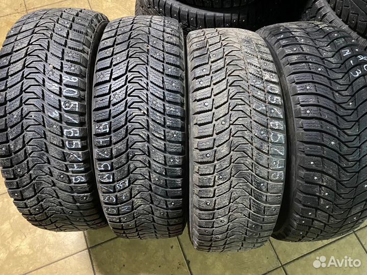 Michelin X-Ice North 3 205/65 R16