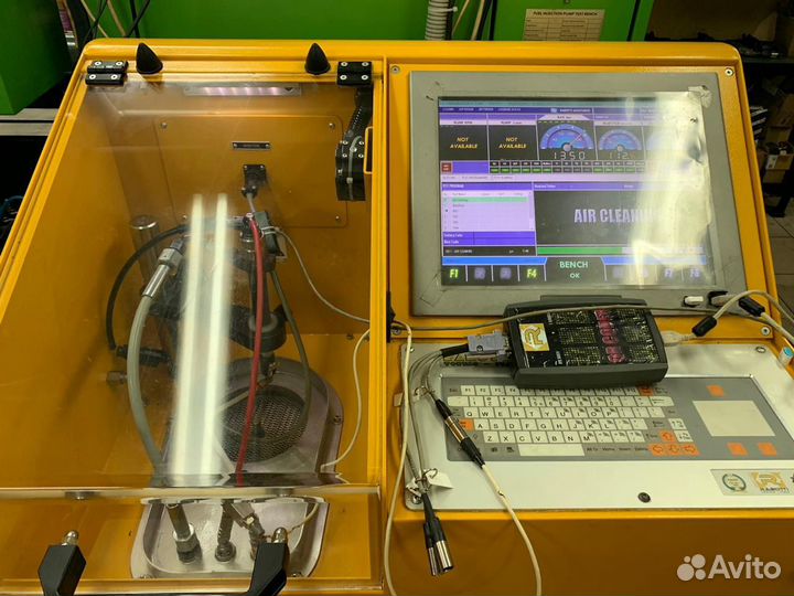 Топливная форсунка Mercedes 0445115012