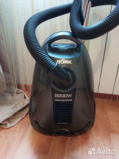 Пылесос Bork 2200w