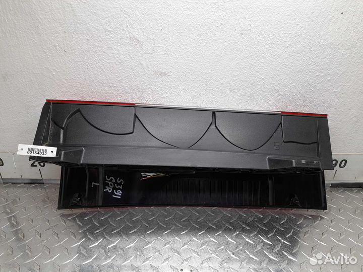 Фонарь задний наружный левый Mercedes-Benz Sprinte