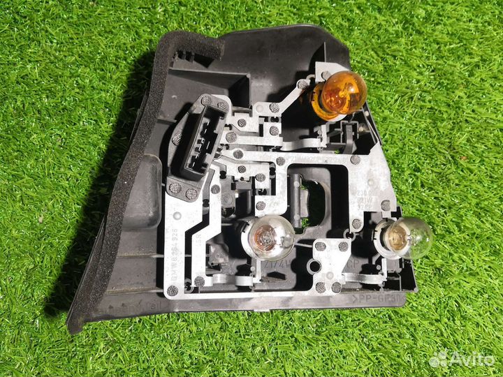 Плата заднего фонаря правая BMW 3 e46