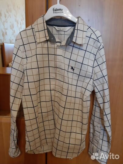 Рубашка на мальчика 134 h&m