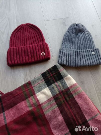 Шапка бордовая и шарф клетка