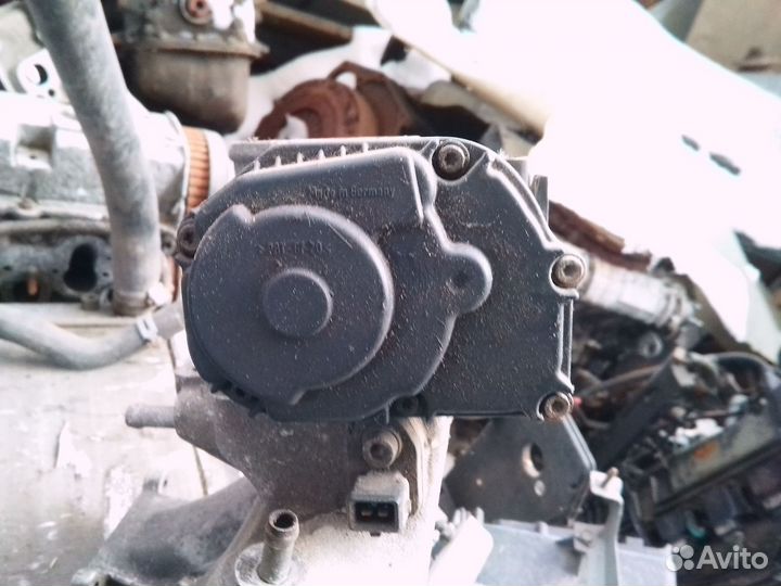 Дроссельная заслонка Ауди а4 1,8 95г