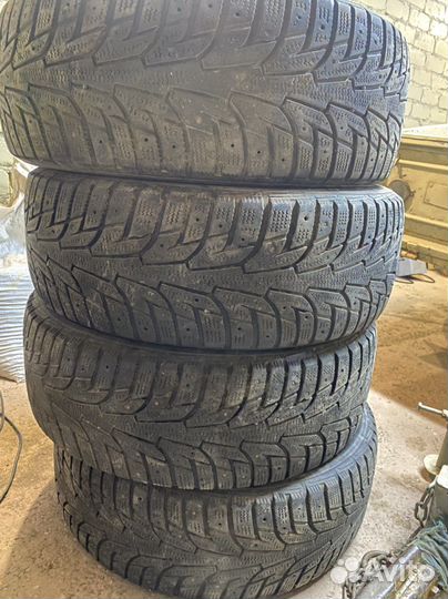 Hankook Winter I'Pike RS W419 215/55 R17 98V