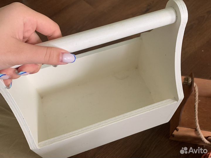 Ящик белый деревянный