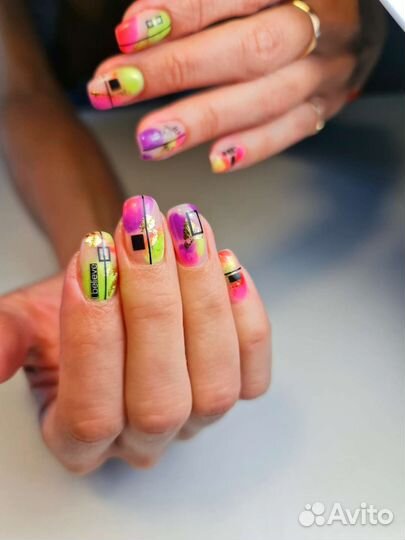 Маникюр педикюр