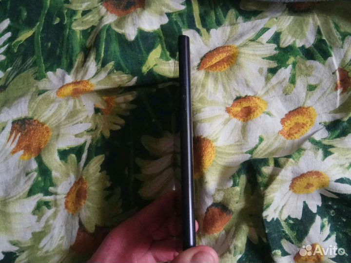 Sony Xperia X, 3/32 ГБ