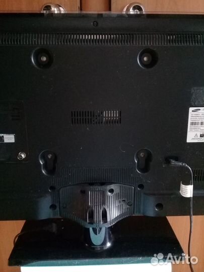 Телевизор LCD samsung 32