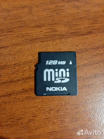 Карта памяти MicroSD