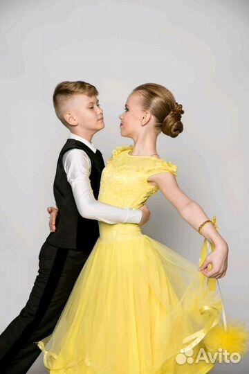 Платье для бальных танцев