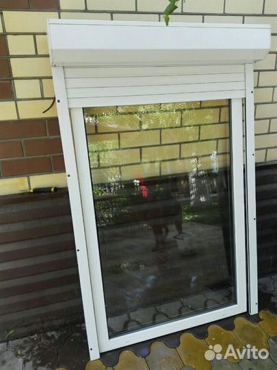 Окно Пластиковое (глухое) с электрическими жалюзям