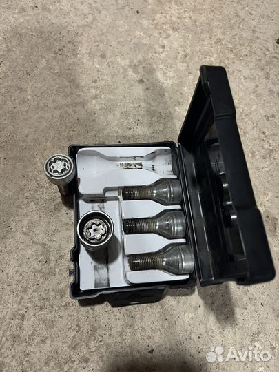 Секретки на колеса