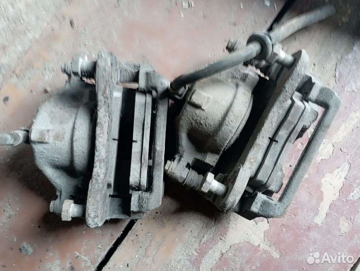 Суппорт передний волга