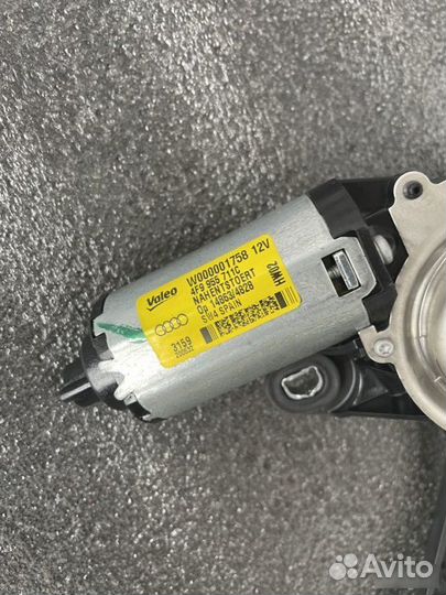 Моторчик стеклоочистителя задний Audi A4 B8 2.0