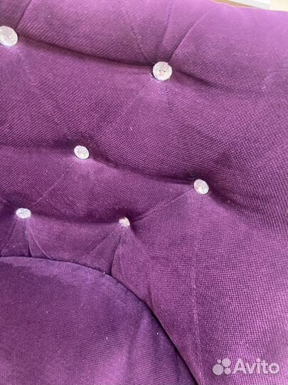 Стул для косметолога, бровиста, визажиста