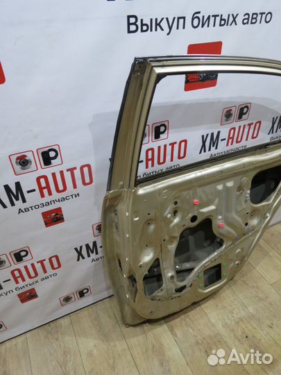 Дверь задняя правая Toyota Camry 40
