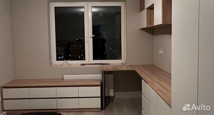 Рабочая зона у окна