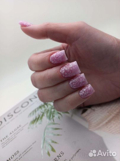 Услуги маникюра и педикюра на дому