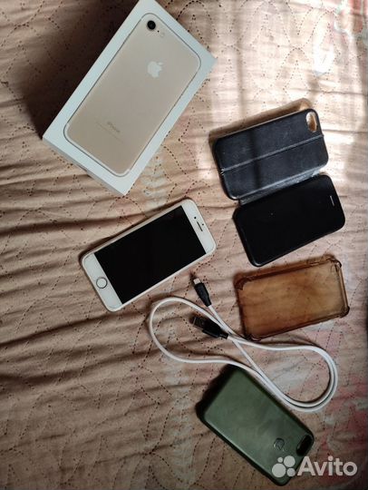 Телефон iPhone 7