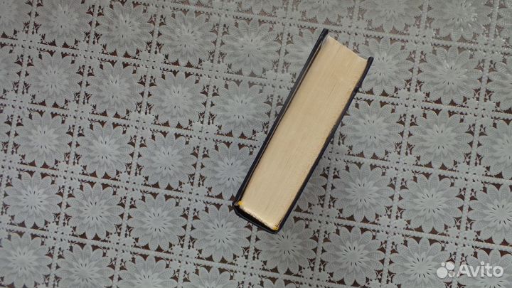 Книги Валентин Пикуль