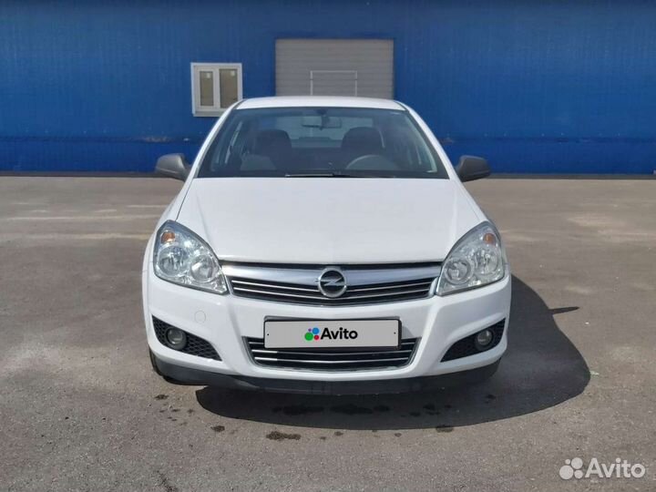 Opel Astra 1.6 МТ, 2013, 90 226 км