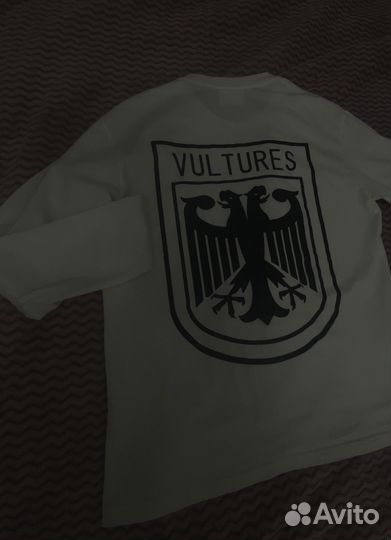Лонгслив vultures белый