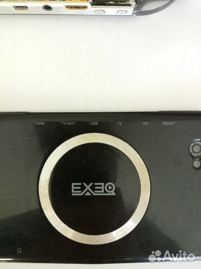 Портативная игровая консоль Exeq RAY