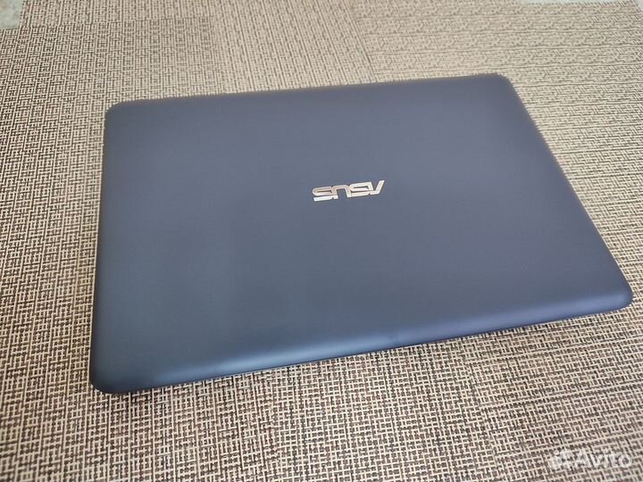 Ноутбук asus x205ta