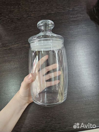 Банка для сыпучих продуктов с крышкой 1100 мл