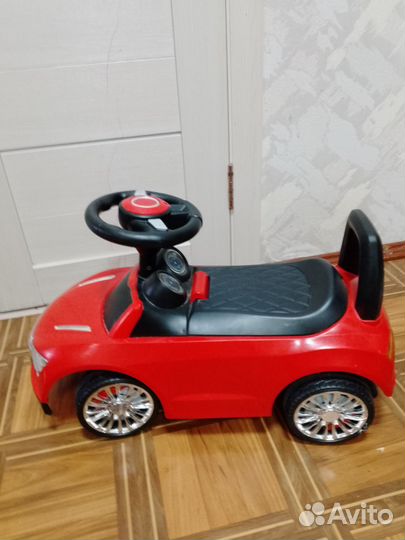 Машинка каталка толокар