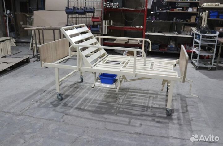 Кровать механическая дс-40 с туалетным устройством