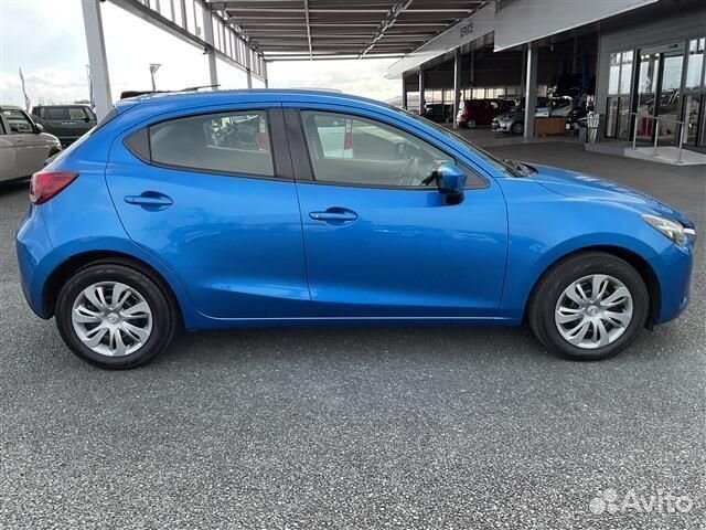 Mazda Demio 1.3 AT, 2016, 80 000 км