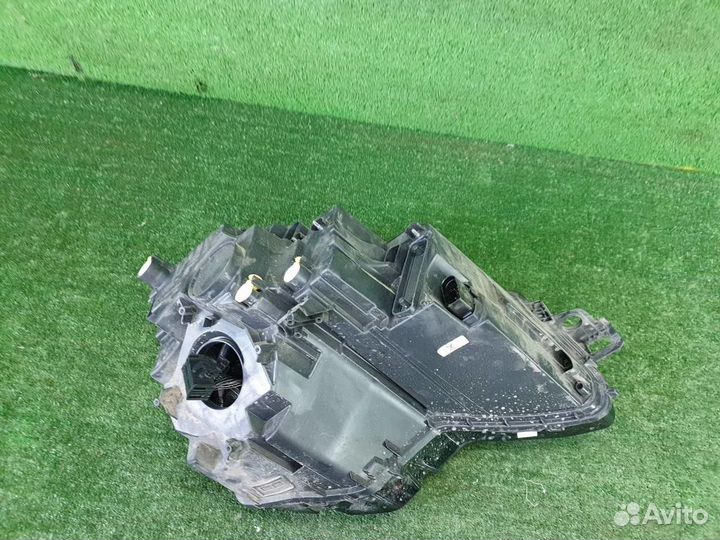 Фара левая Skoda Karoq