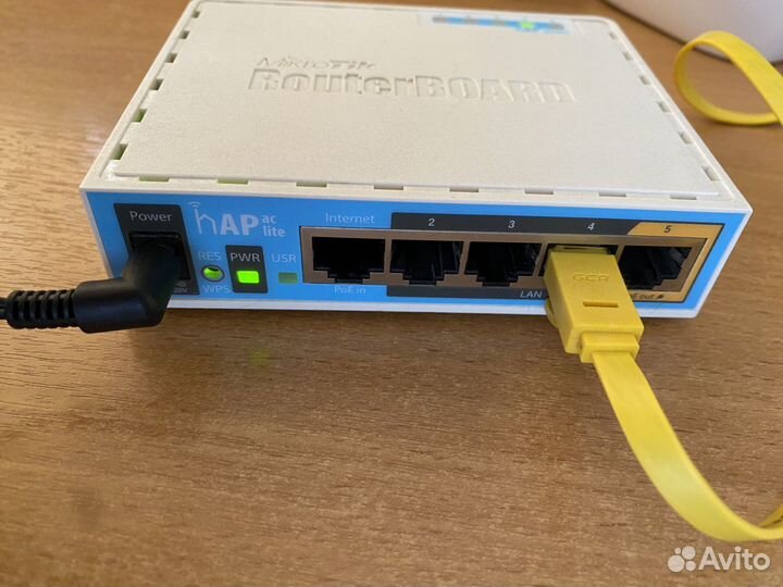 Роутер MikroTik hAP ac lite